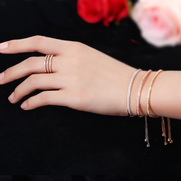 Gold Slide Bar Bangle Bracelet - Picture 4 of 4